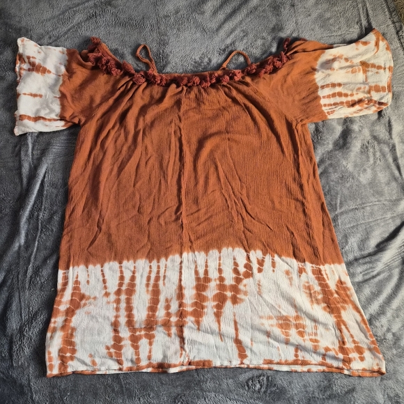 Umgee Bohemian Orange and White Tie-Dye Off-Shoulder Top Size Medium. - Picture 5 of 8